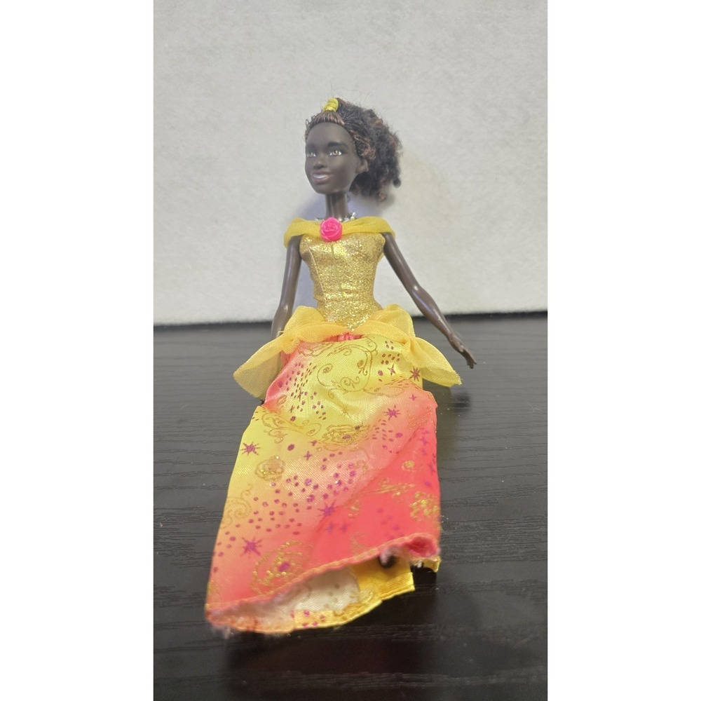 Mattel Barbie Fashionista African American Barbie With Yellow Dress